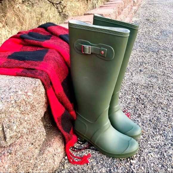 New! Matte Hunter Green Tall Rubber Rain Boot - Picture 6 of 13